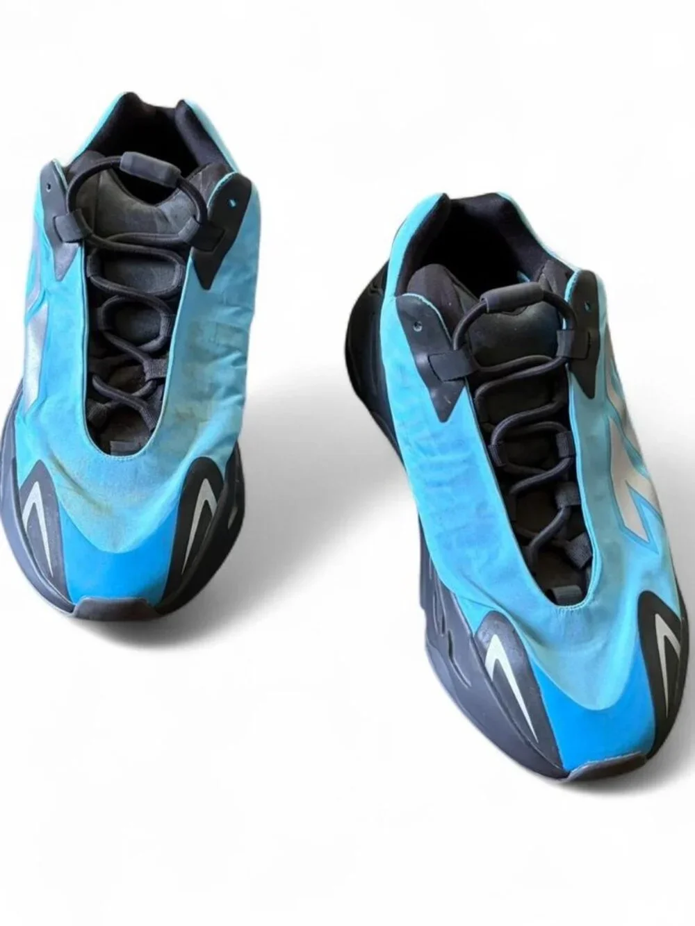 Yeezy 700 V3 Blue & Black Sneakers with Gray Accents  Size 9  Stain see photo. M